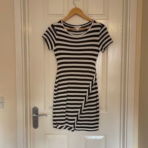 Striped bodycon A symmetrical dress